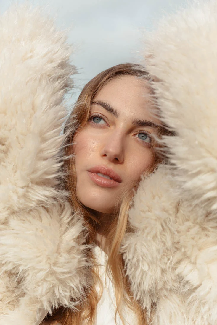 Γούνινο jacket, Stradivarius.