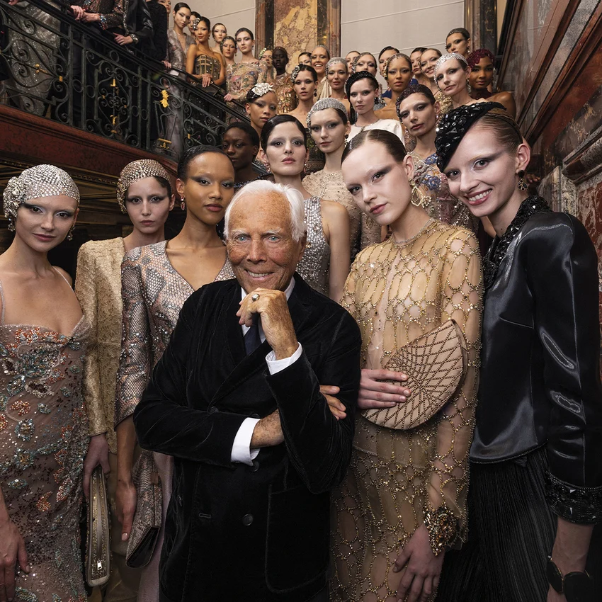 Giorgio Armani Privé 2005-2025: 20 χρόνια υψηλής ραπτικής 1 Giorgio Armani Privé 2005-2025: Γιορτάζοντας 20 χρόνια υψηλής ραπτικής σε μια εντυπωσιακή έκθεση