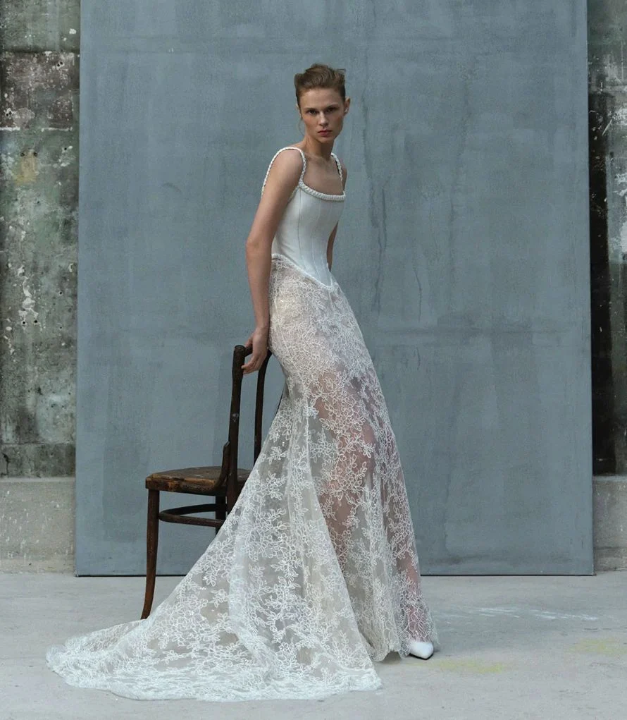 Elie Saab Bridal ss26: Ποιητικά νυφικά σαν έργα τέχνης 3 Elie Saab Bridal ss26: Ποιητικά νυφικά σαν έργα τέχνης