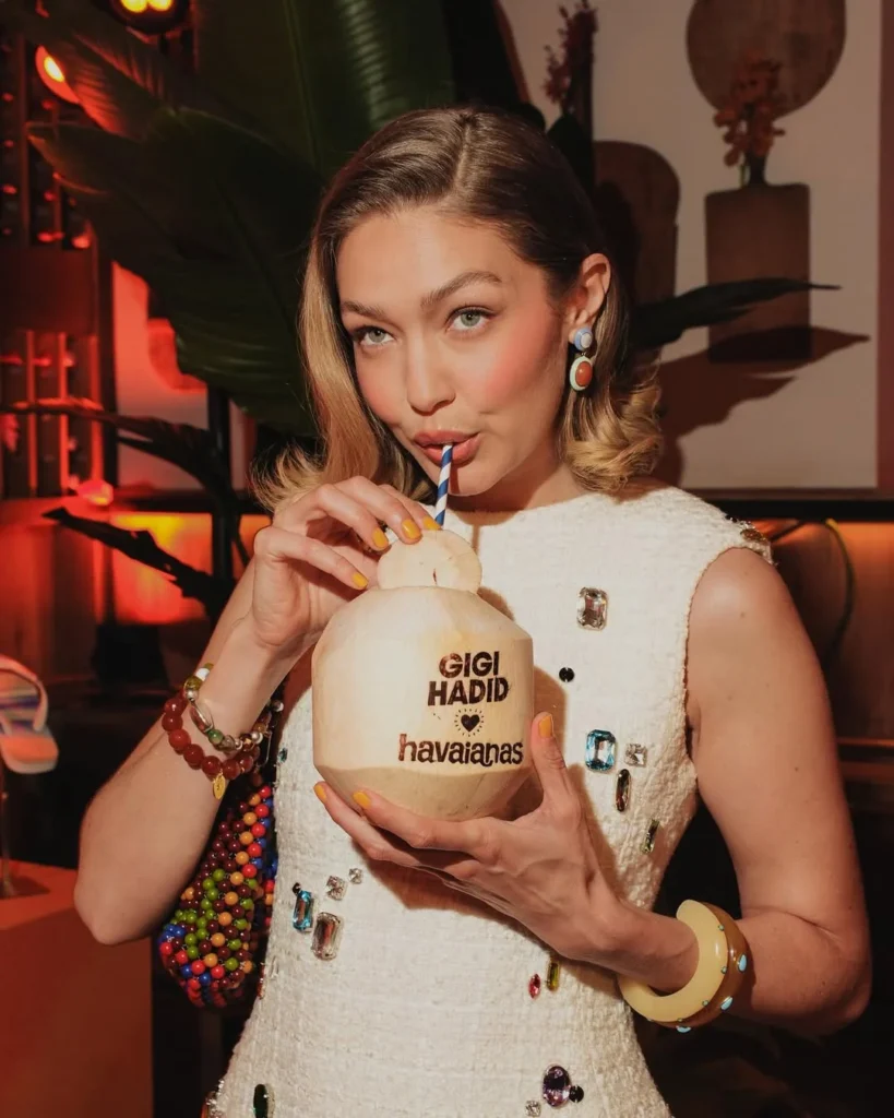 Η Gigi Hadid είναι η creative director της νέας capsule συλλογής Havaianas 5 Η Gigi Hadid ως creative director σε capsule συλλογή Havaianas