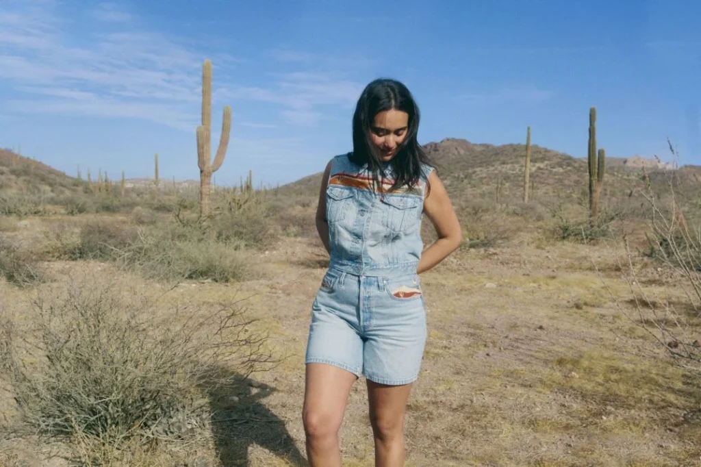 Τα Jorts της Levi’s® σε πρώτο πλάνο για το καλοκαίρι 2025 3 Τα Jorts της Levi’s σε πρώτο πλάνο για το καλοκαίρι ‘25