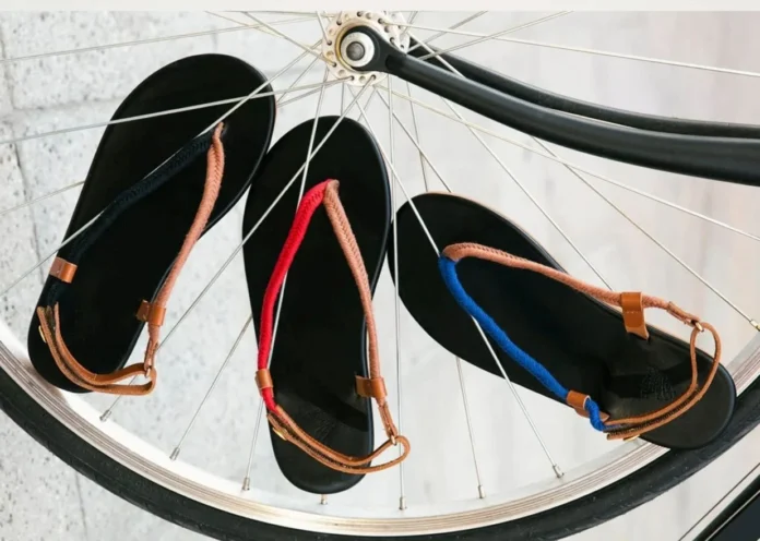 Ancient Greek Sandals ss25: Η ήρεμη αυτοπεποίθηση του καλοκαιριού