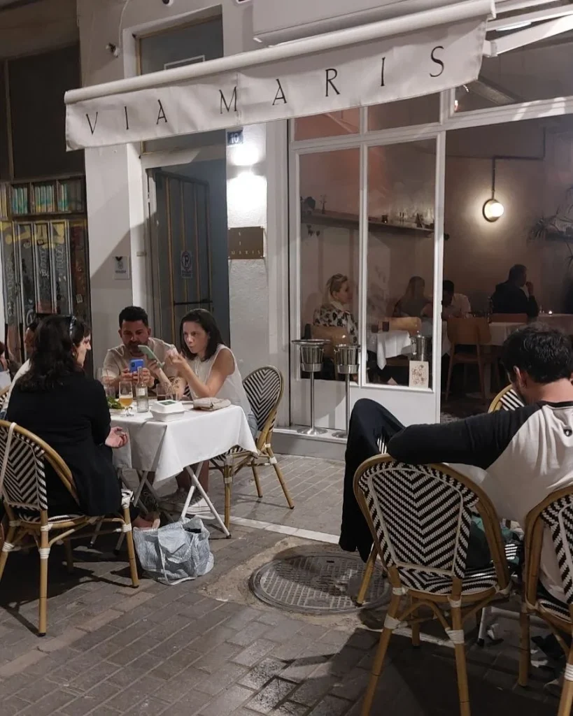 5 νέα στέκια για το καλοκαίρι