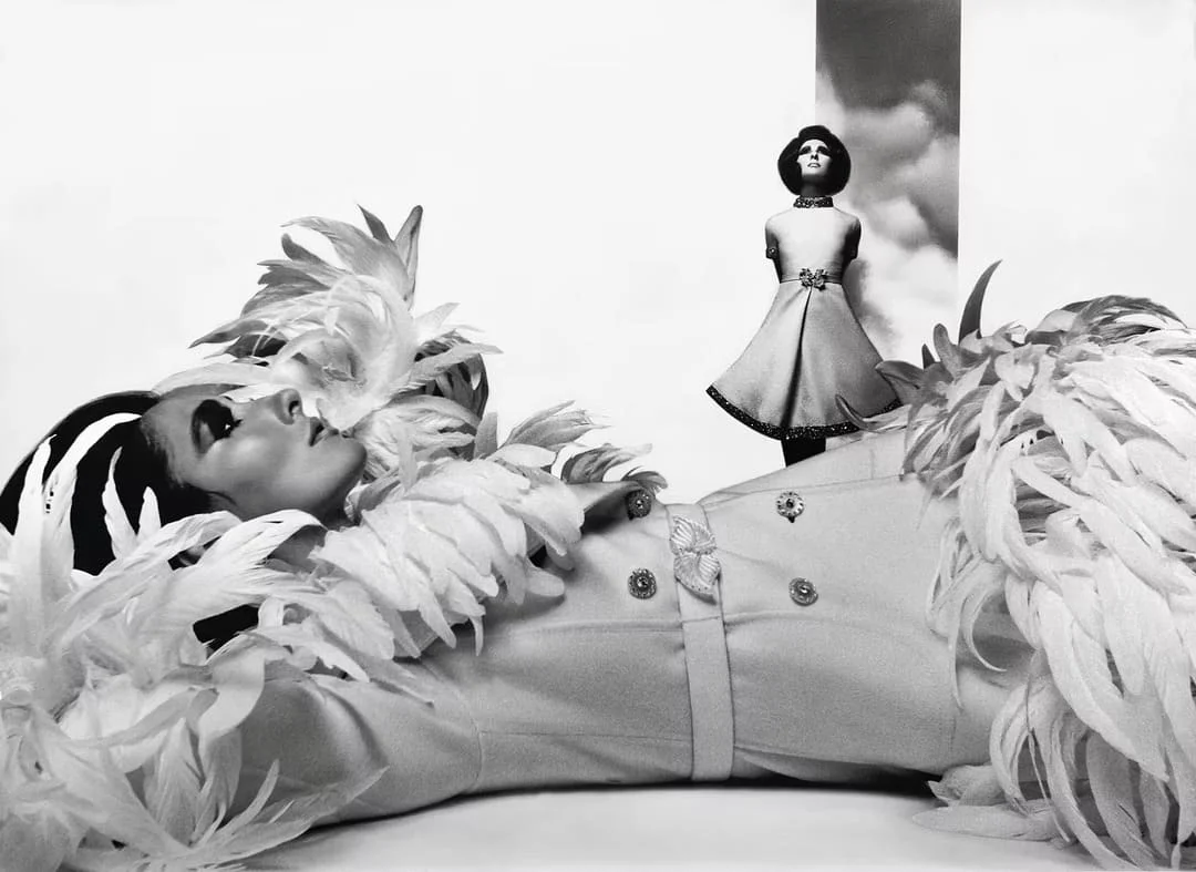 Valentino’s Fall-Winter 1968/69 couture collection.
Photo © Gian Paolo Barbieri. Courtesy of Taschen.