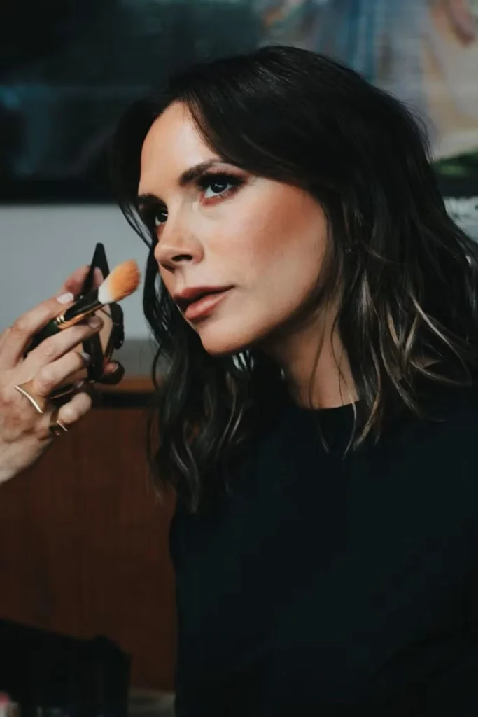Victoria Beckham Brushes: Κάθε πινέλο μακιγιάζ και μια εμπειρία 4 Victoria Beckham Brushes: Κάθε πινέλο μακιγιάζ και μια εμπειρία