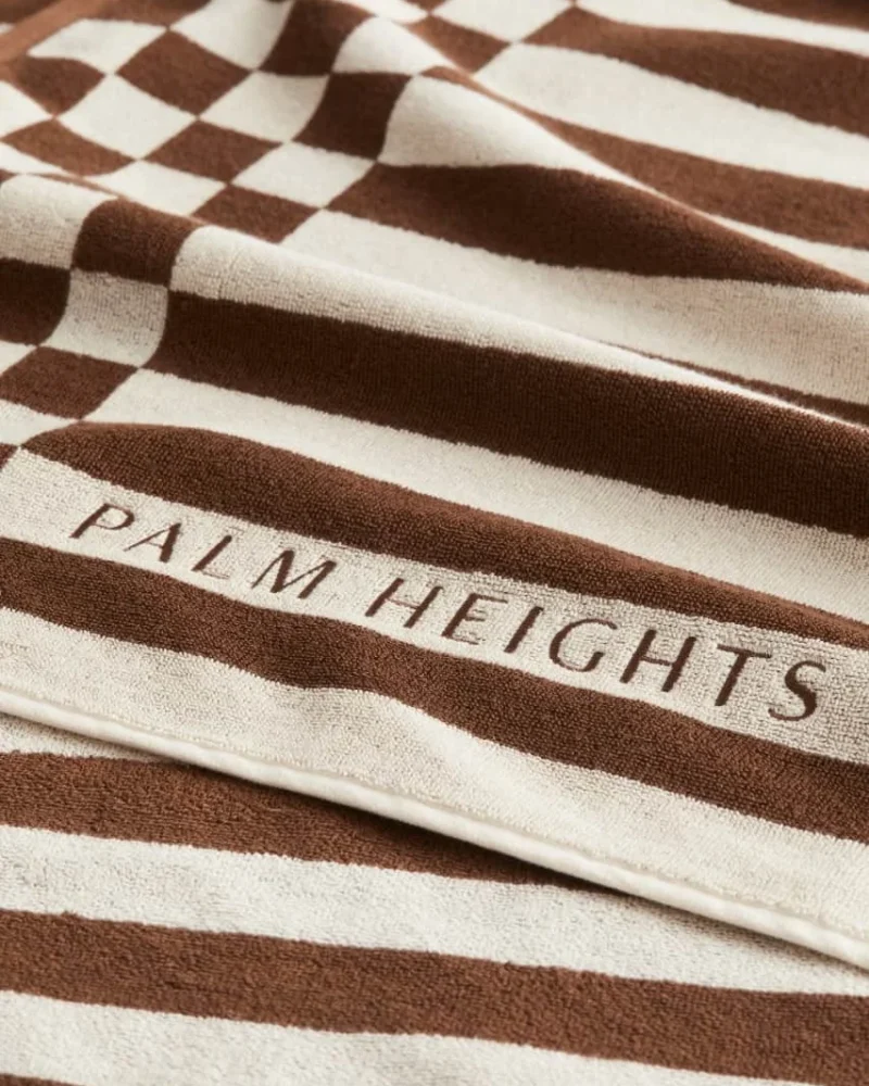 Palm Heights x H&M Home: Αίσθηση εξωτικών διακοπών στο σπίτι