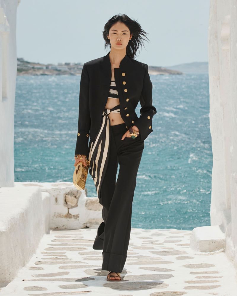 Zimmermann Resort 26: “Twisted Romance” στη Μύκονο