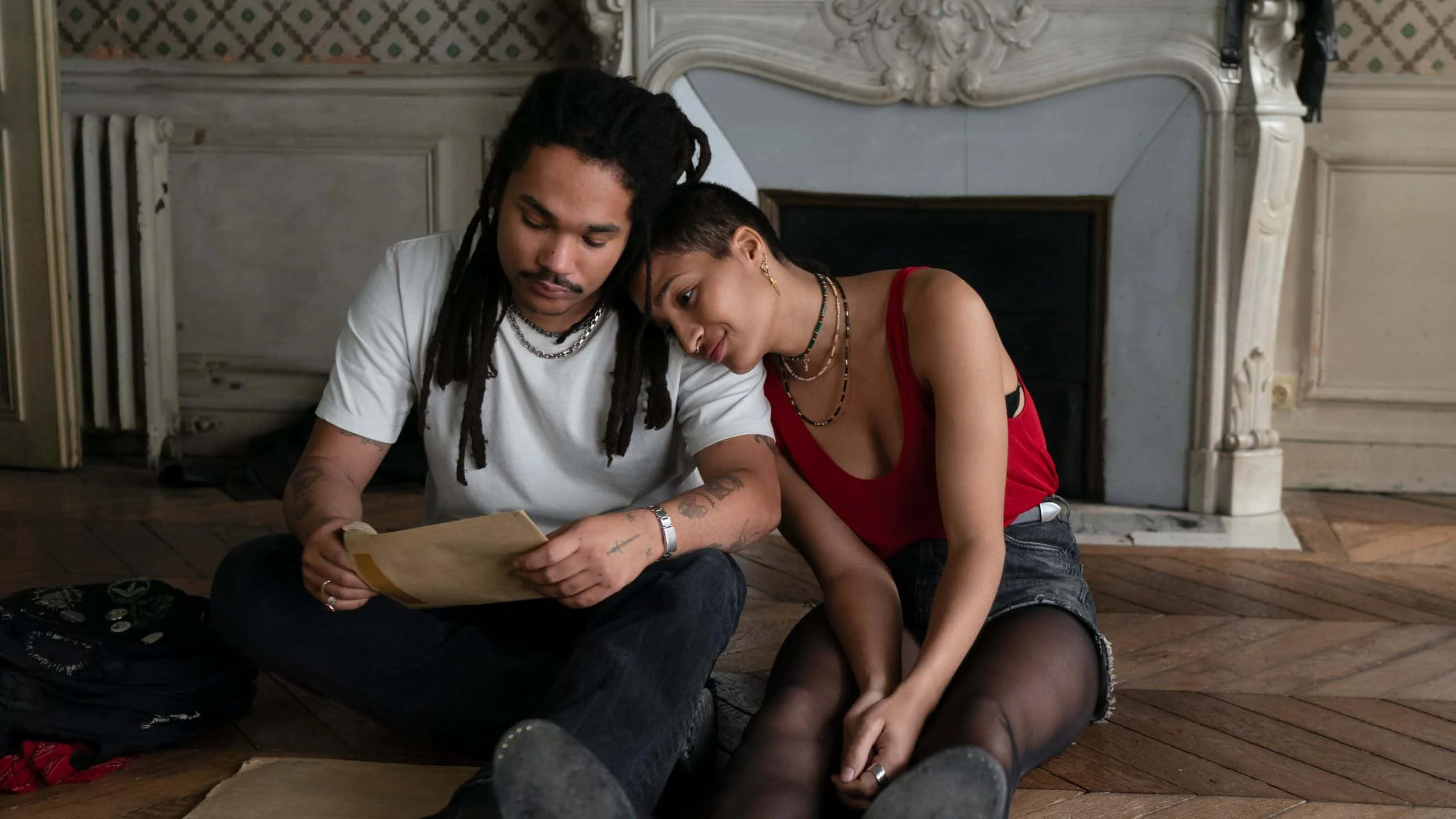 Indya Moore και Luka Sabbat στην ταινία “Father Mother Sister Brother” του Jim Jarmusch