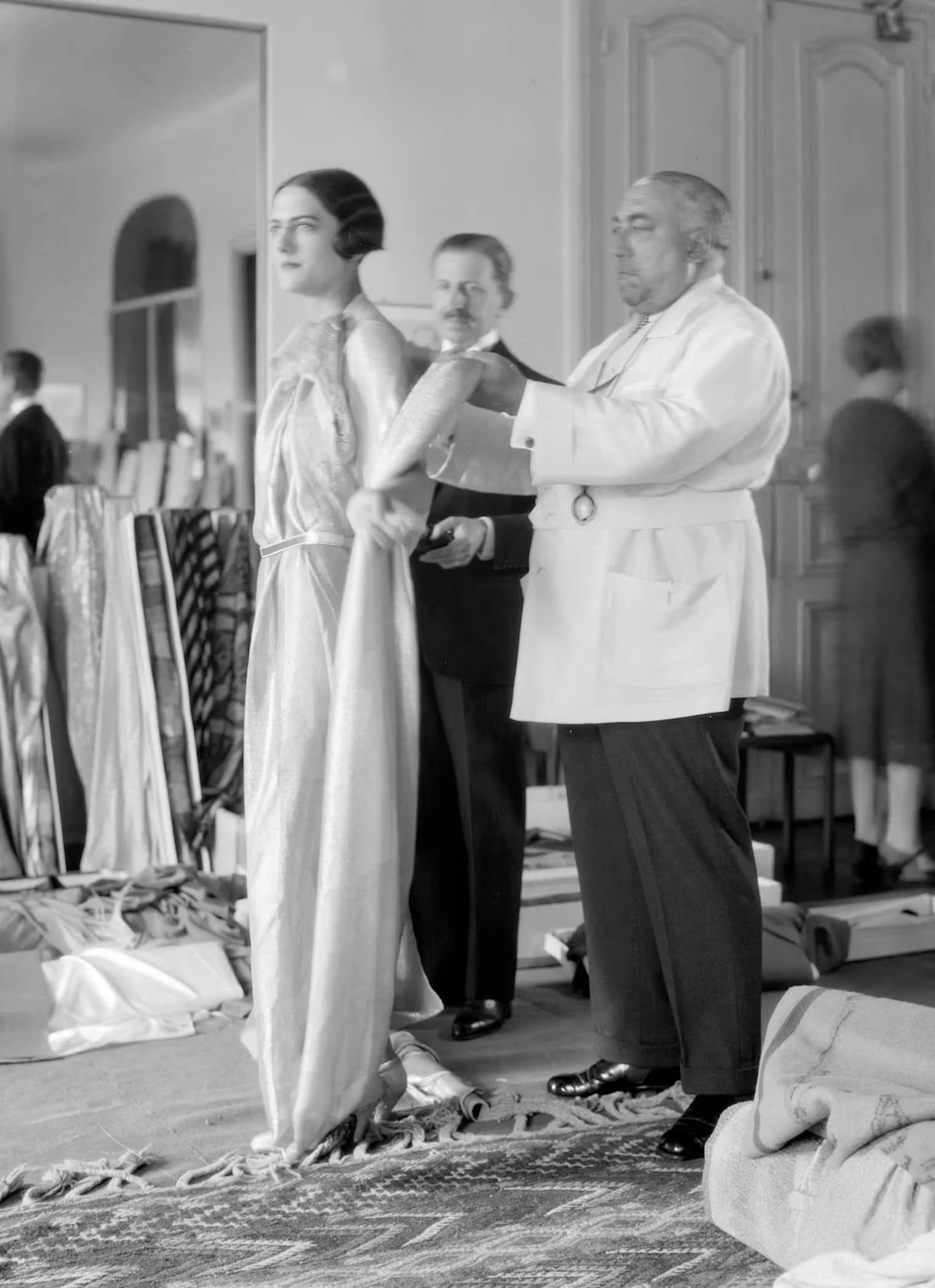 Paul Poiret & model Renée, 1927
Photo: Thérèse Bonney. Courtesy of Bibliothèque historique de la Ville de Paris and Musée des Arts décoratifs