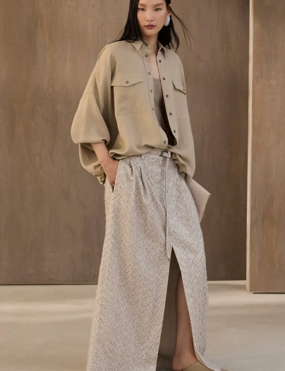Brunello Cucinelli ss26: Η φιλοσοφημένη προσέγγιση του λειτουργικού chic