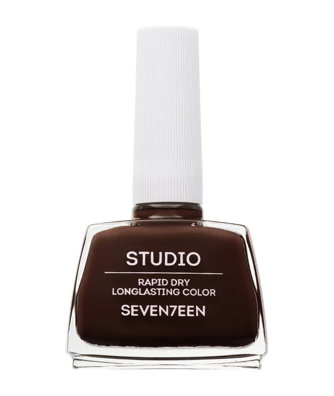 Winter_nails_2025_BEAUTEMAG_10_25_08 Winter nails ‘25: 16 αγαπημένες καφέ αποχρώσεις για τα νύχια