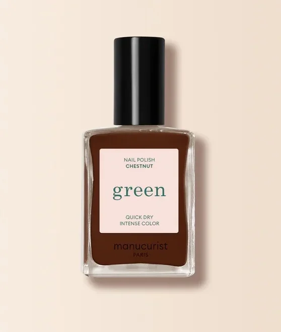 Winter_nails_2025_BEAUTEMAG_10_25_27 Winter nails ‘25: 16 αγαπημένες καφέ αποχρώσεις για τα νύχια