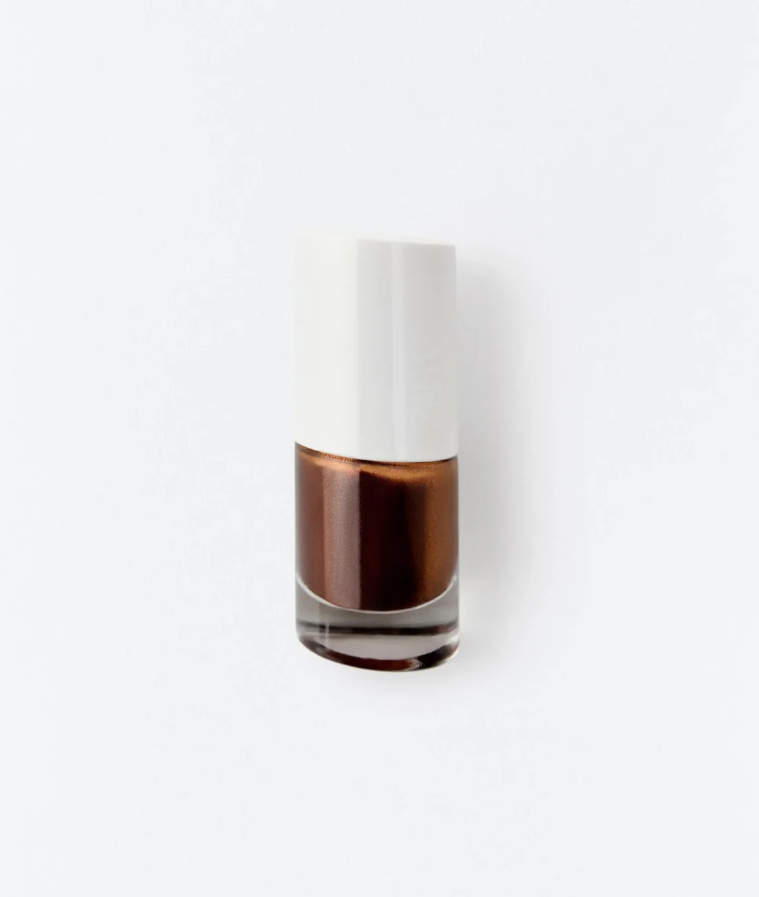 winter_nails_2025_BEAUTEMAG_10_25_22 Winter nails ‘25: 16 αγαπημένες καφέ αποχρώσεις για τα νύχια