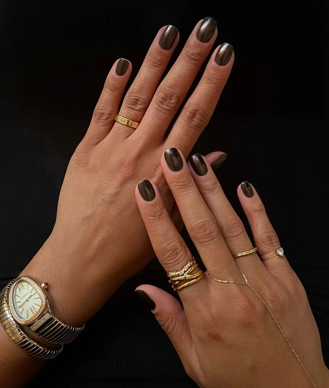 winter_nails_2025_BEAUTEMAG_10_25_23 Winter nails ‘25: 16 αγαπημένες καφέ αποχρώσεις για τα νύχια