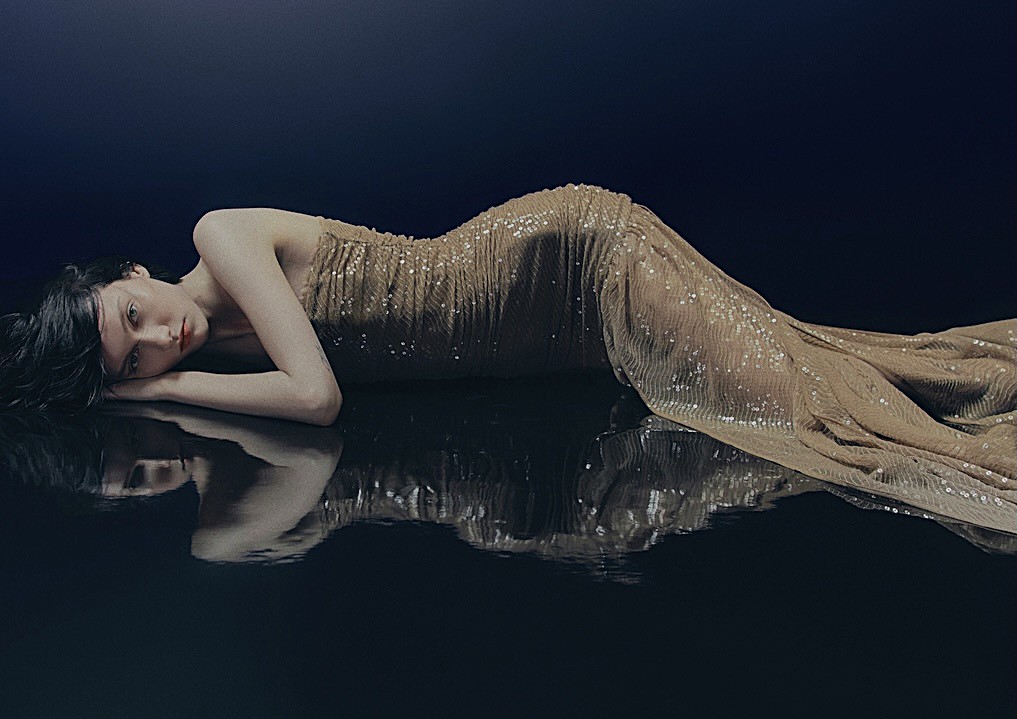 H&M Studio Holiday ’26: Οι νέοι στιλιστικοί κώδικες του partywear