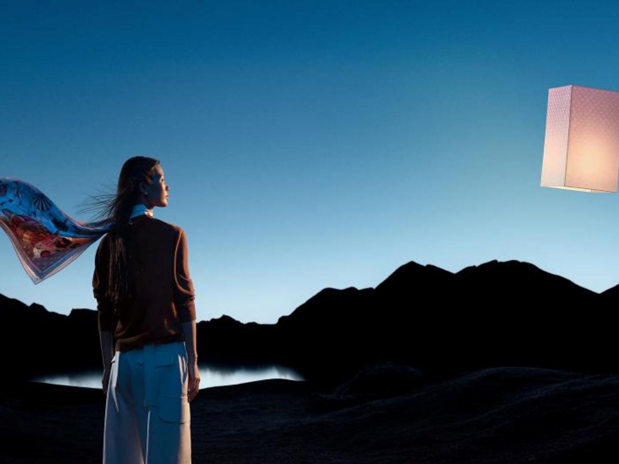 Louis Vuitton “Le Voyage des Lumières”: Ταξίδι στο φως και στη σύνδεση