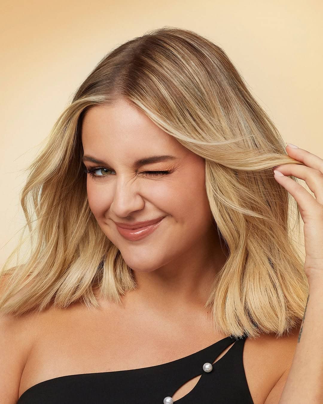 @KelseaBallerini-Pantene