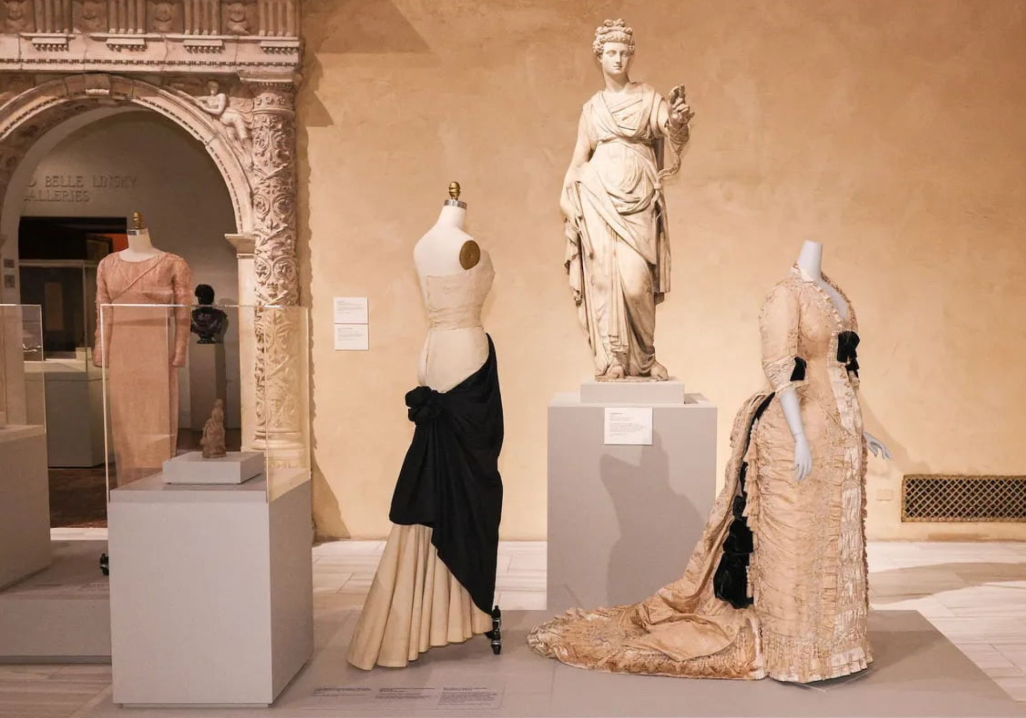 Το Met Gala χάνει τη λάμψη του