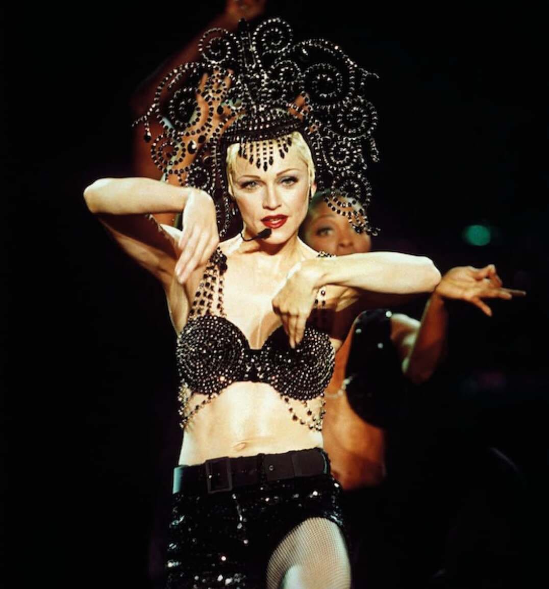 The Girlie Show, 1993