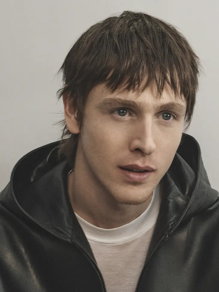 Harris Dickinson 