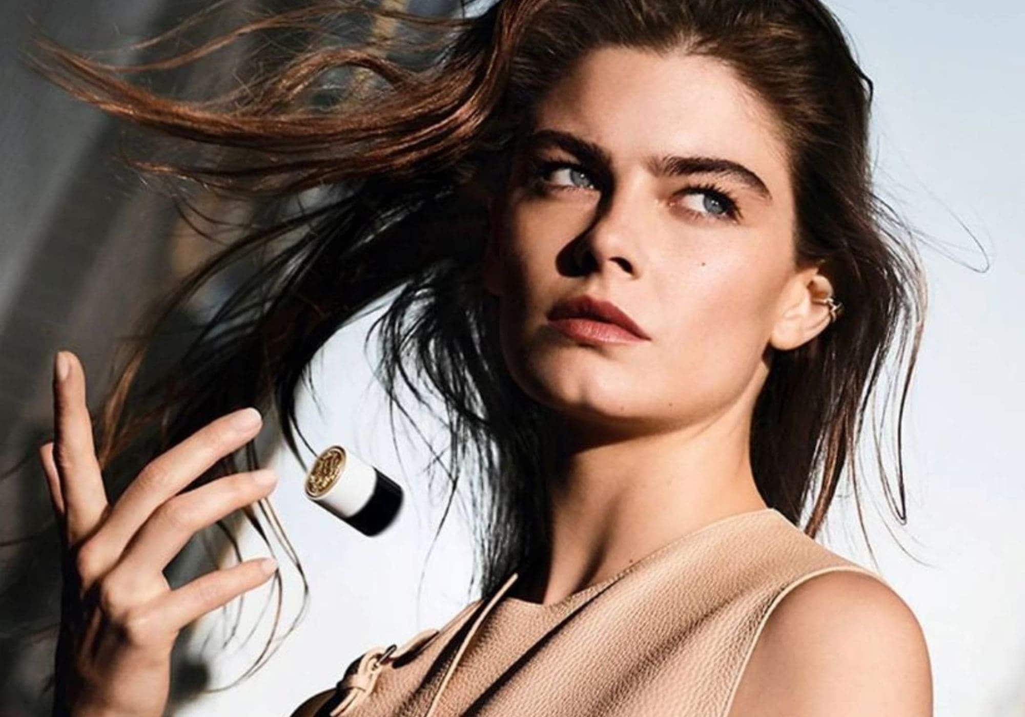 Hermès Plein Air: Tο foundation που περιποιείται την επιδερμίδα