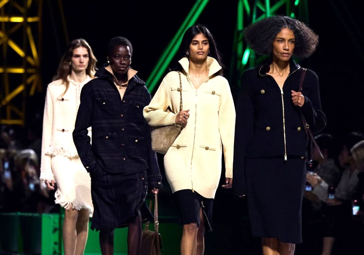 Chanel fw26: Επιστροφή στα αρχέτυπα της Coco Chanel