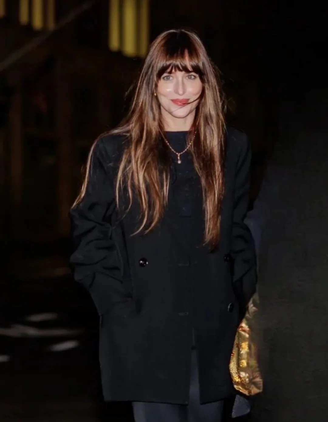 @Dakota Johnson 