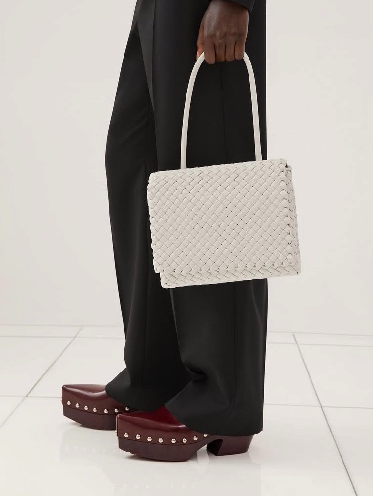 Δημιουργία της Nina Christen για τον οίκο Bottega Veneta
