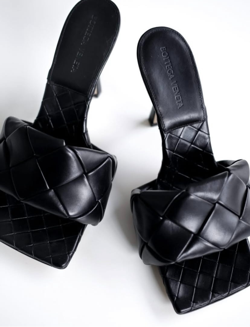 Δημιουργία της Nina Christen για τον οίκο Bottega Veneta