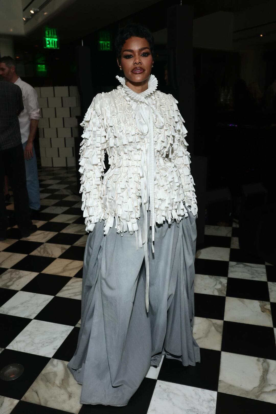 Teyana Taylor: Το πρόσωπο του Pre-Oscars Party και το απόλυτο φαβορί. Η Teyana είναι φέτος υποψήφια για Όσκαρ Β' Γυναικείου Ρόλου για τη συγκλονιστική της ερμηνεία στην ταινία "One Battle After Another".