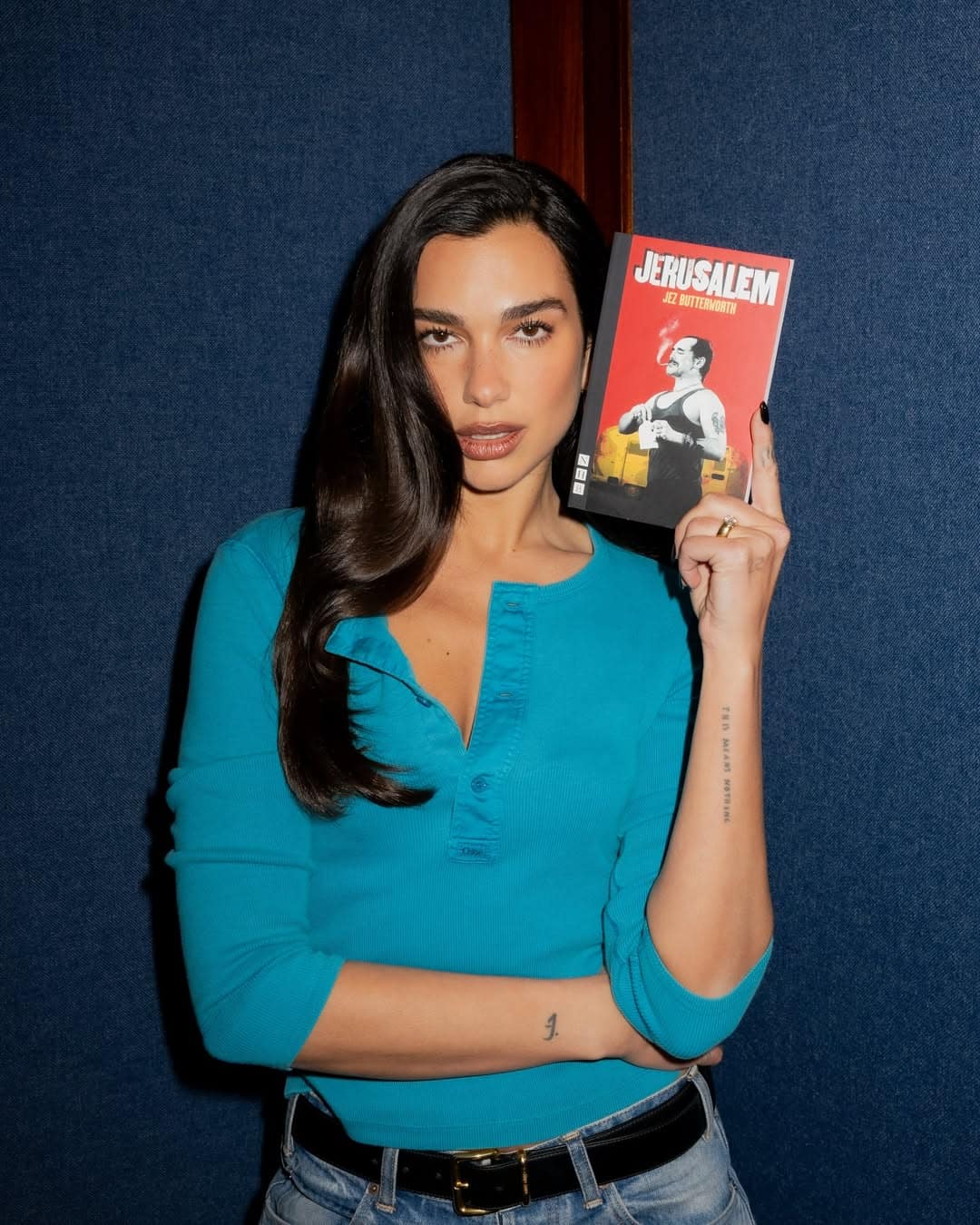@DuaLIpa