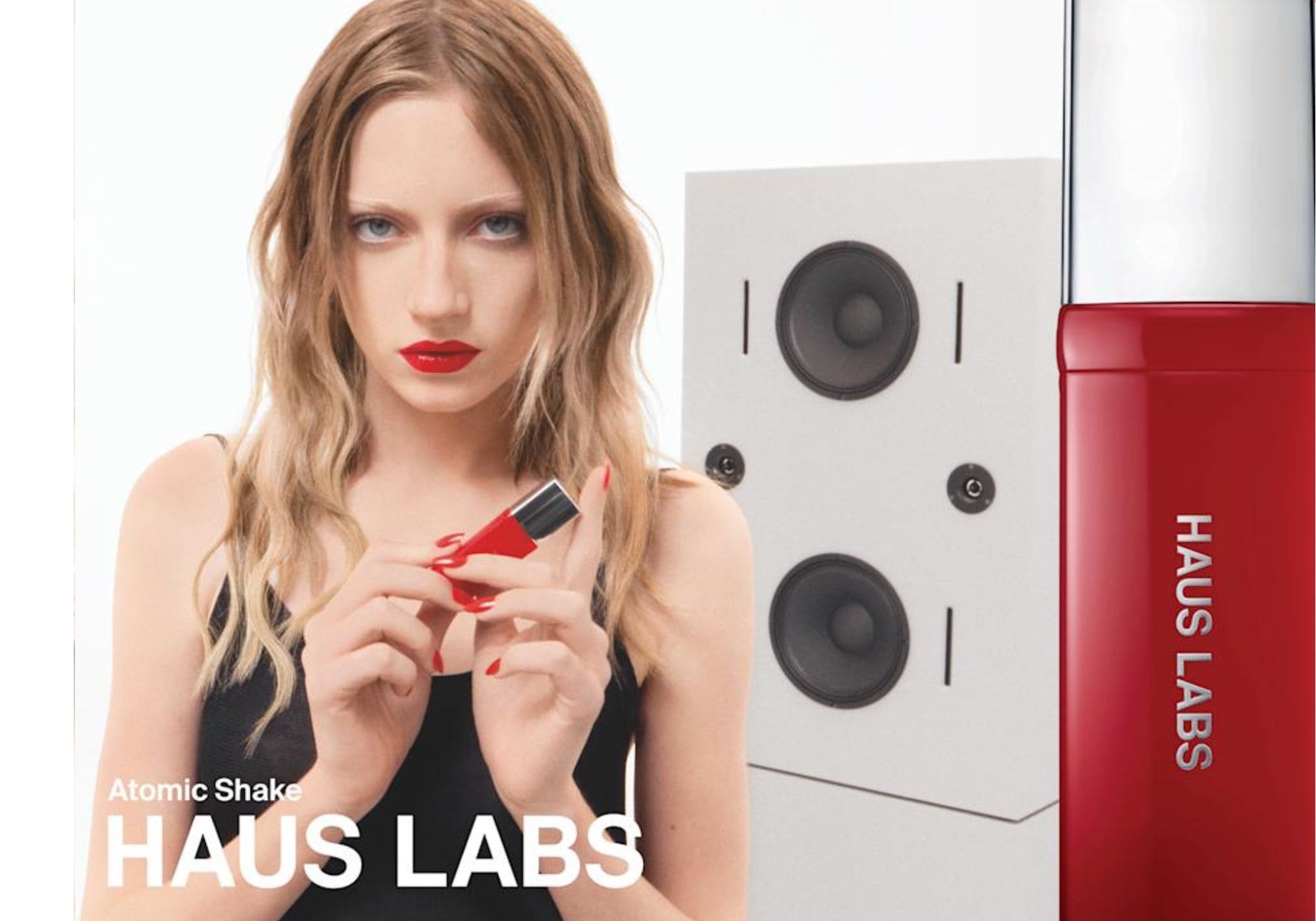 Kai Schreiber: Η κόρη της Naomi Watts κάνει viral το Atomic Shake της Haus Labs