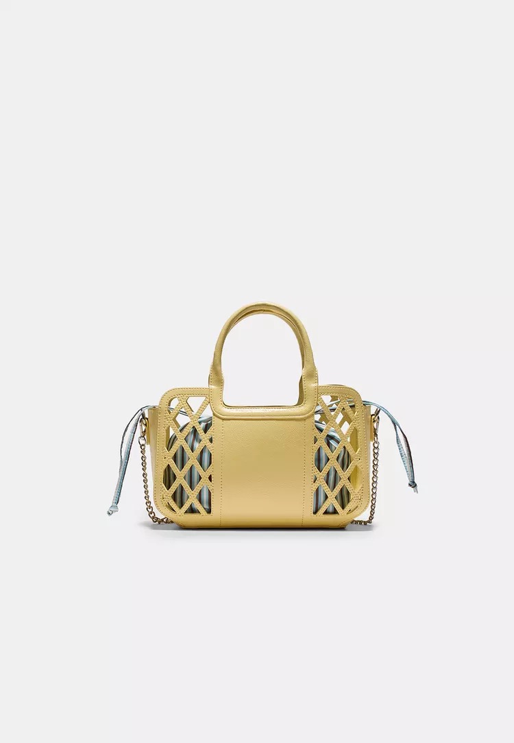 Τσάντα tote συνδυασμός καλάθι, 25,99€, Stradivarius