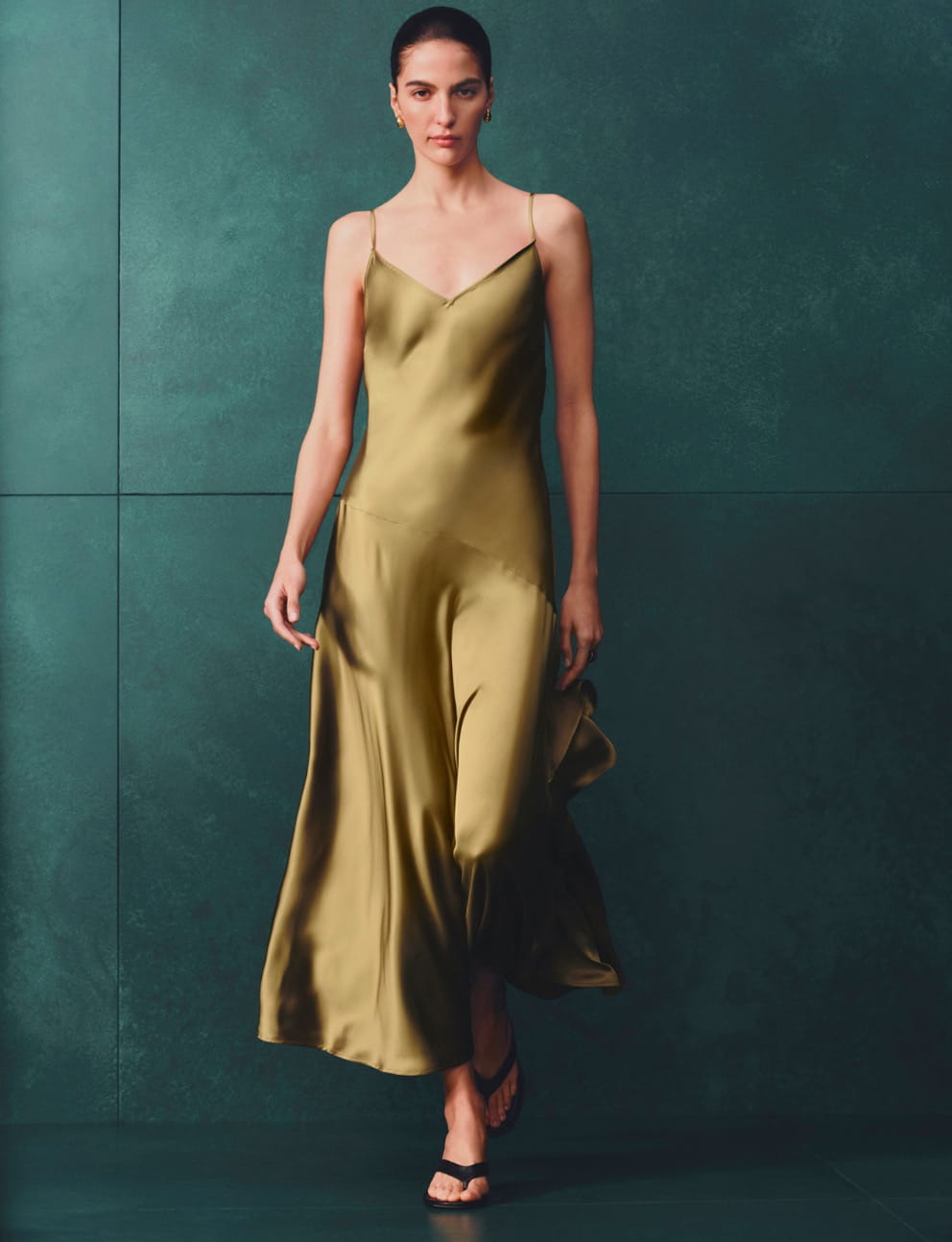 Satin ruffle maxi slip dress, 115,35€, Marks & Spencer