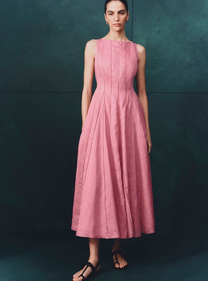 Pure ramie godet waisted maxi dress, 126,90€, Marks & Spencer