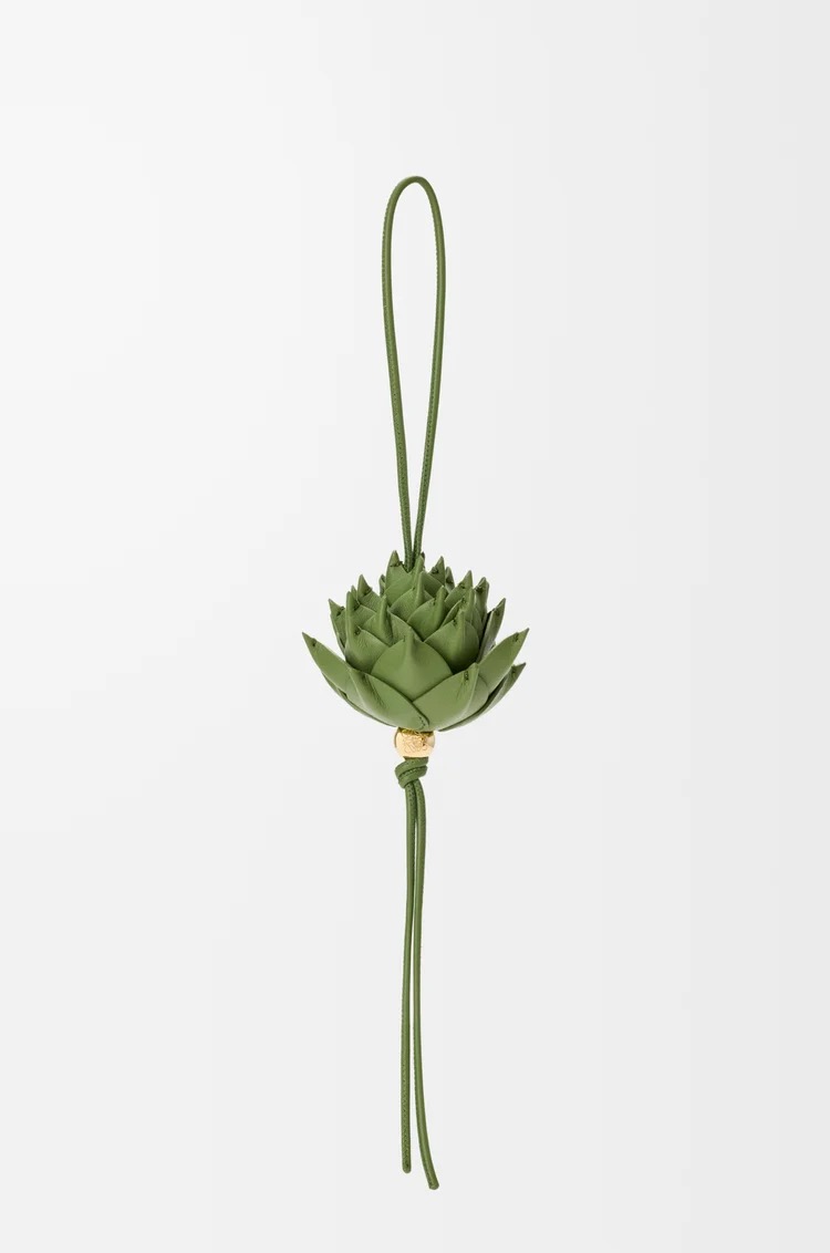 Artichoke charm in classic calfskin, 600€, Loewe.