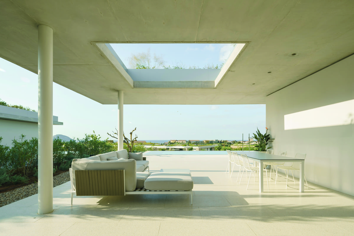 Rolling Greens Villas: Μία από τις 19 βίλες εντός του Costa Navarino, 2019-2024.