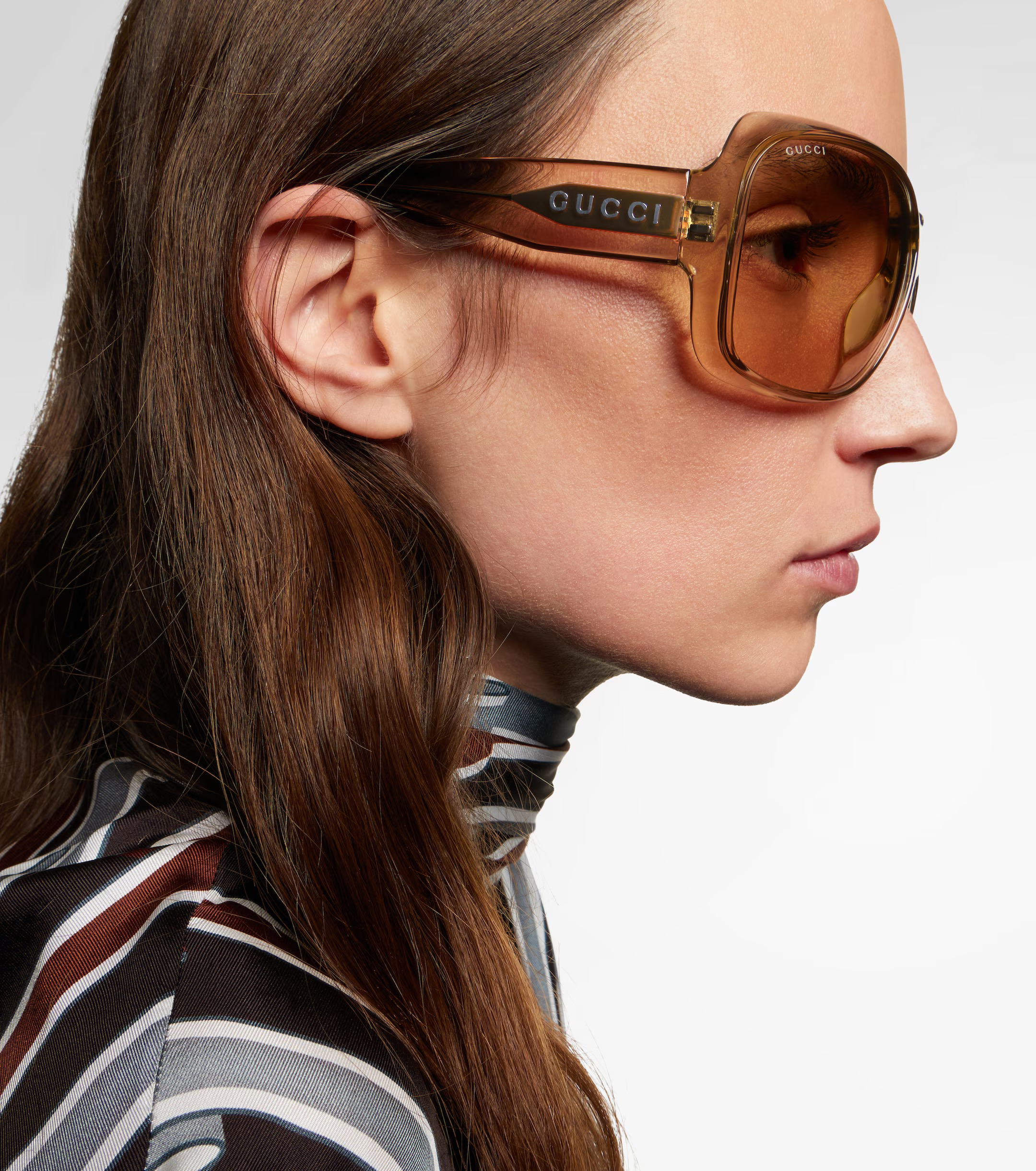 Script square sunglasses, 390€, Gucci