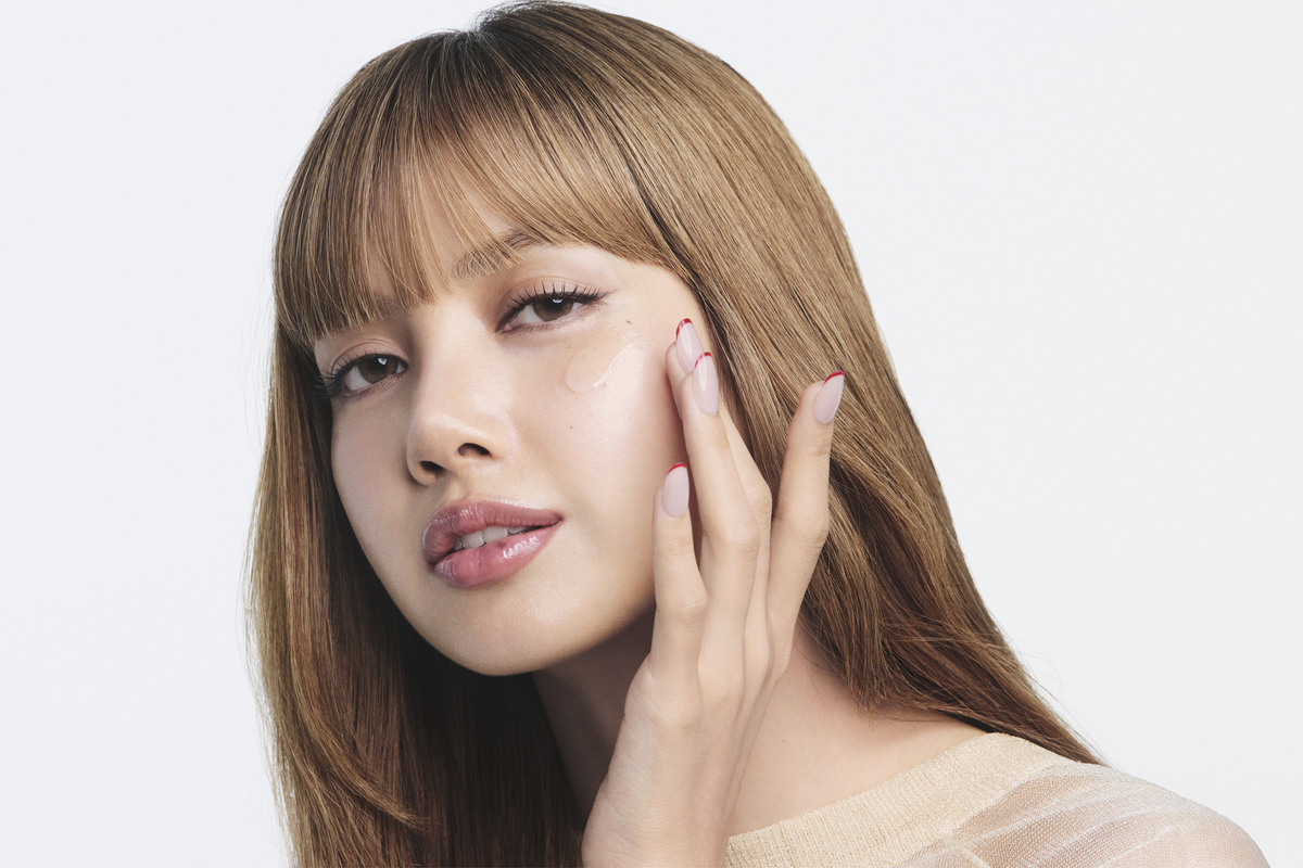 Η LISA είναι η Global Brand Ambassador του Shiseido Ultimune Power Infusing Oil