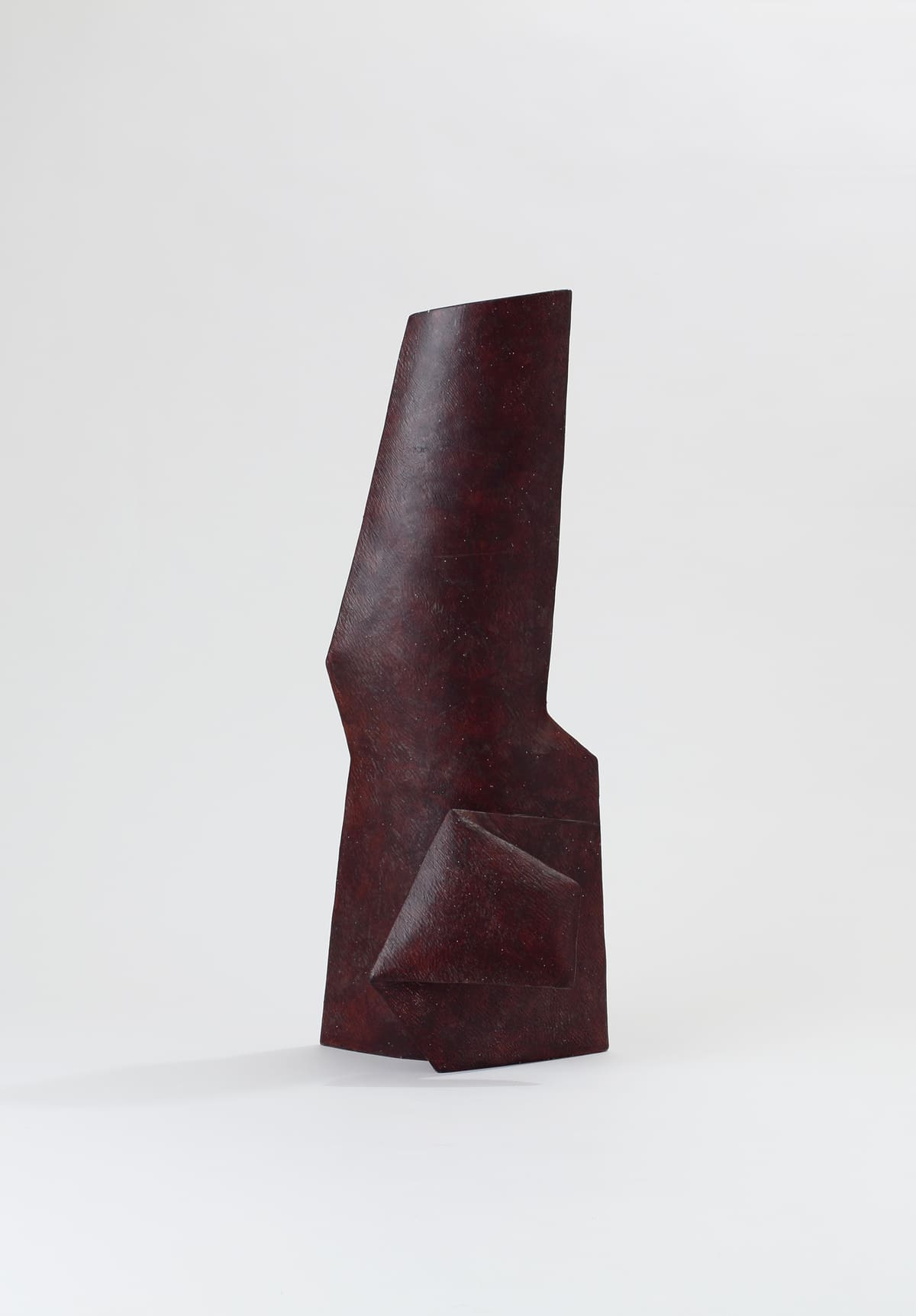 Leonardo Bartolini, Guglia, 2024, stoneware, 64 x 24,5 x 19.5 cm_ok