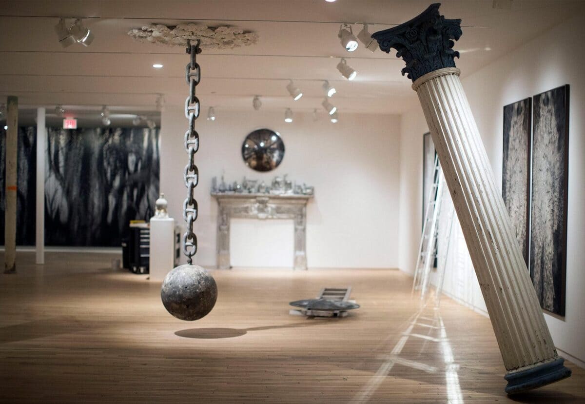 DeDeaux, Thumbs Up for the Mothership, άποψη εγκατάστασης, MASS MoCA, 2017–2019, Παραχώρηση της Jack Bakker Collection, φωτογραφία: DeDeaux.