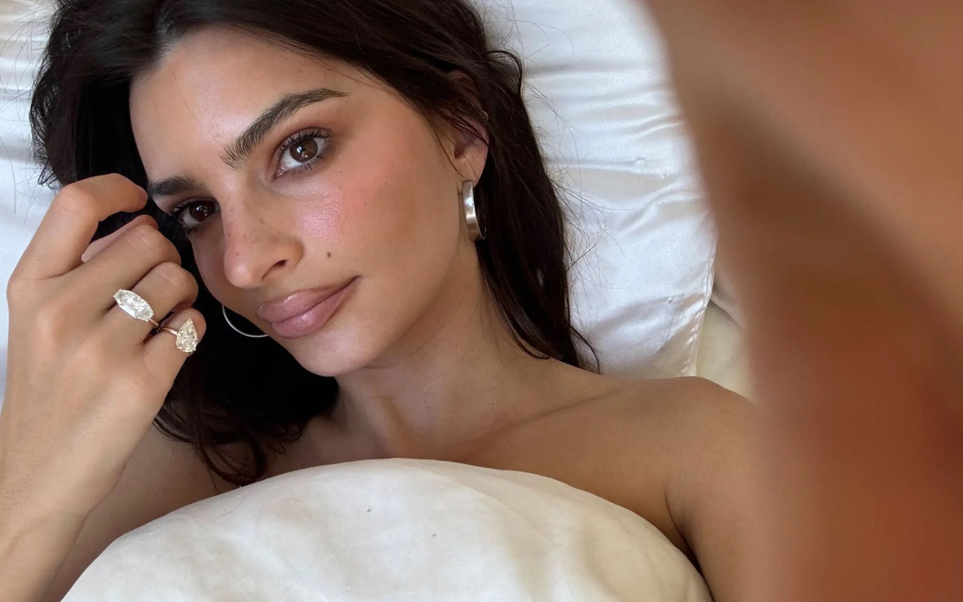 @emrata